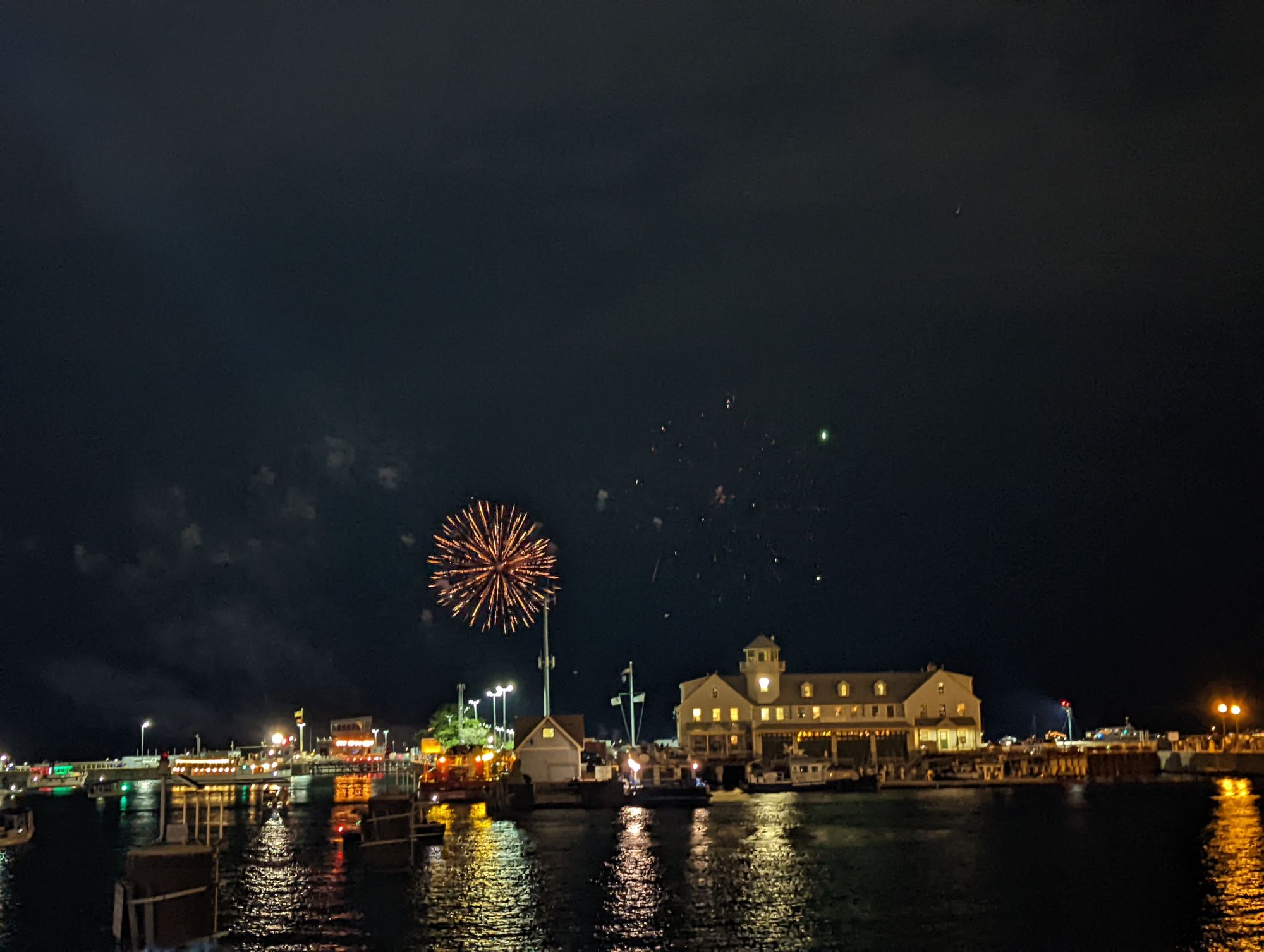 13.08.22: Neue Bekanntschaften und Art on the Mart